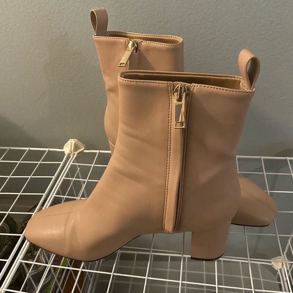 Beige chelsea boots - Picture 4 of 9